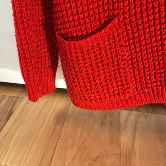 Merona Long Sleeve Sweater. Oversized. Large. Red - Picture 3 of 6